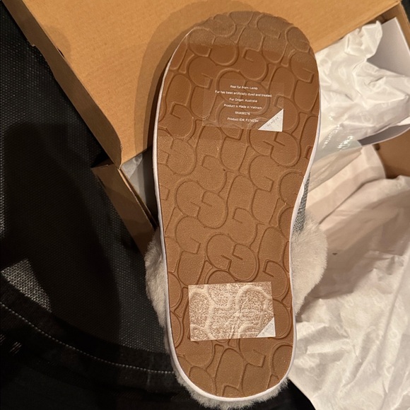 UGG Women’s Scuffette II Slippers in “Mirror Ball” Silver Sequin - Picture 9 of 10